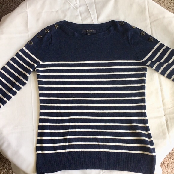 Banana Republic Sweaters - Banana Republic Navy blue stripe sweater